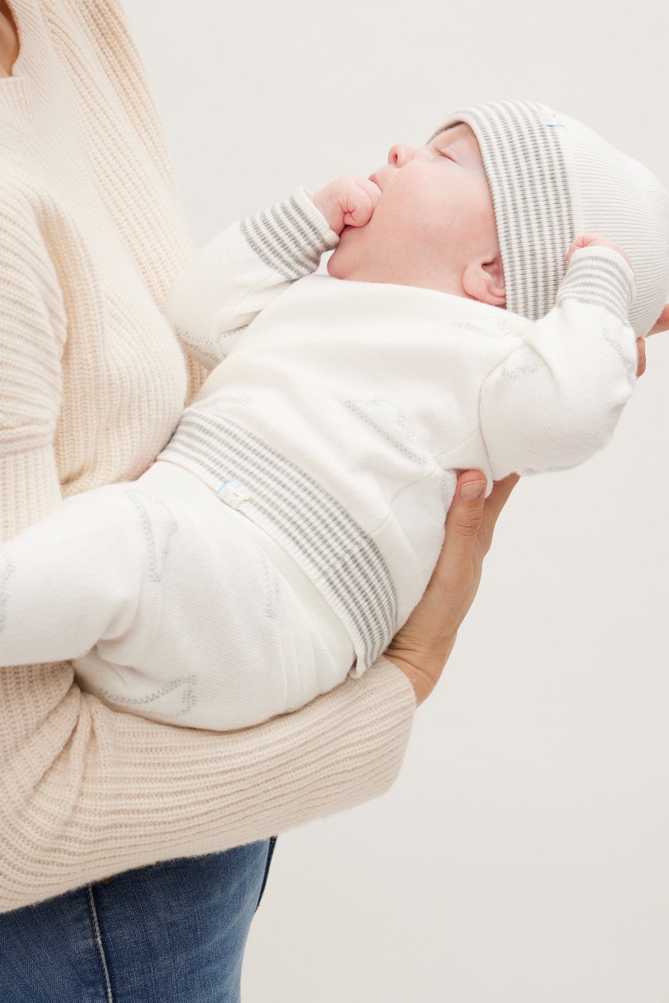 Newborn Gift SetONE PIECESRockets of Awesome